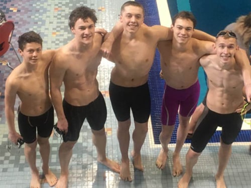 Family history helps buoy Bettendorf swimming